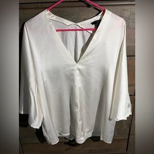 Banana Republic Cream V-Neck Blouse